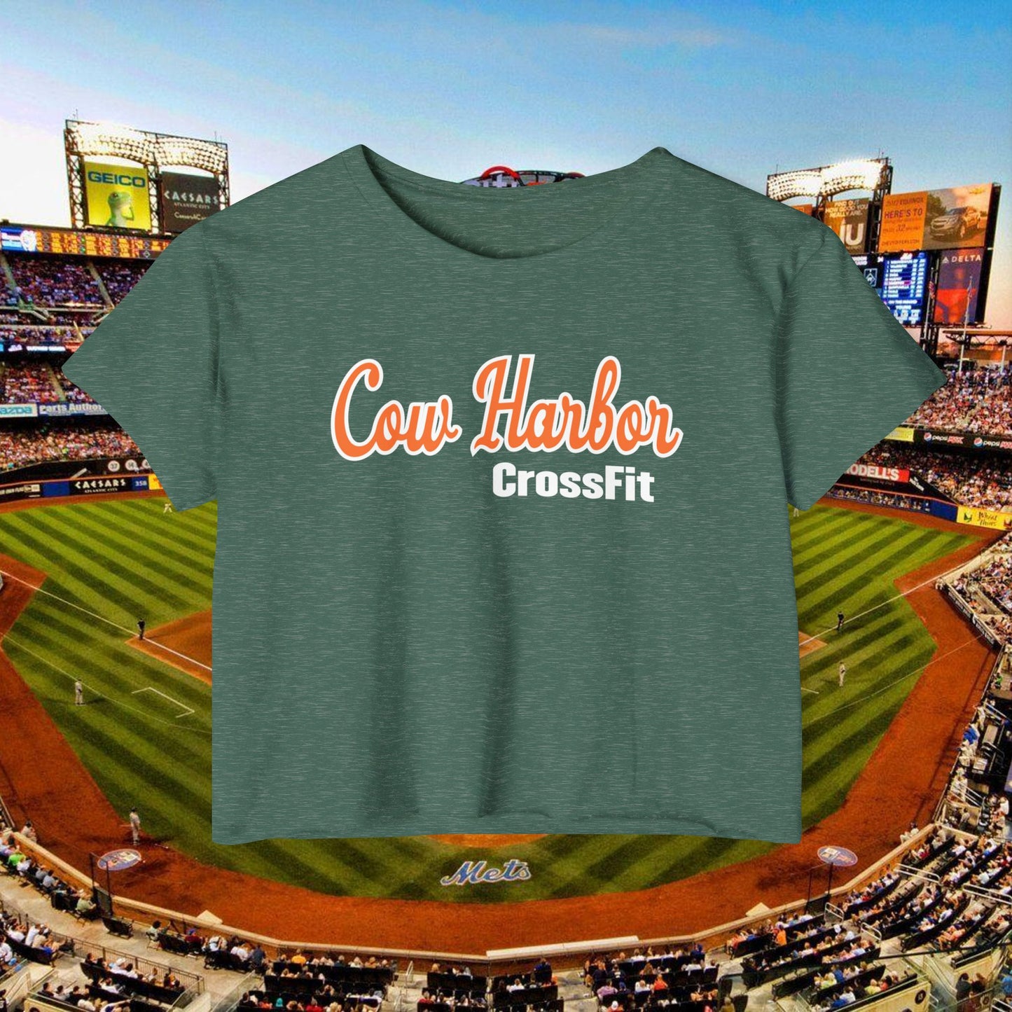 The Grand Slam Womens Crop
