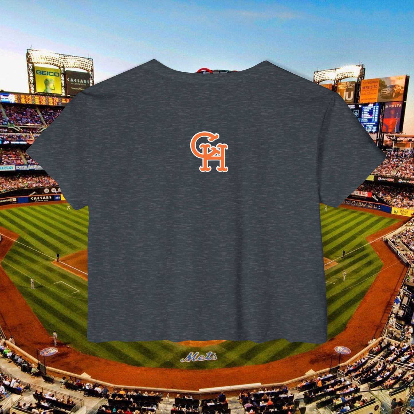 The Grand Slam Womens Crop