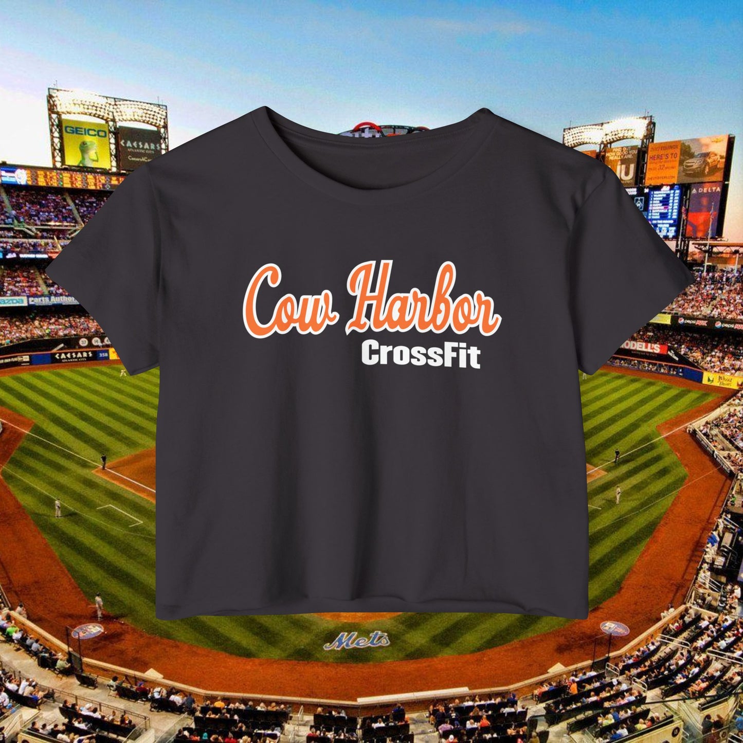 The Grand Slam Womens Crop