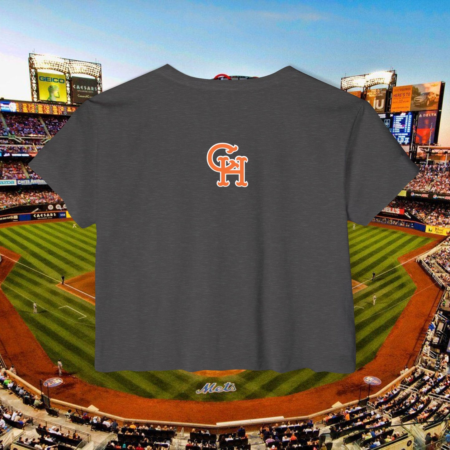 The Grand Slam Womens Crop