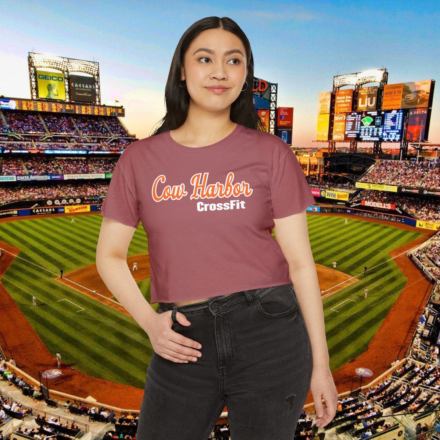 The Grand Slam Womens Crop