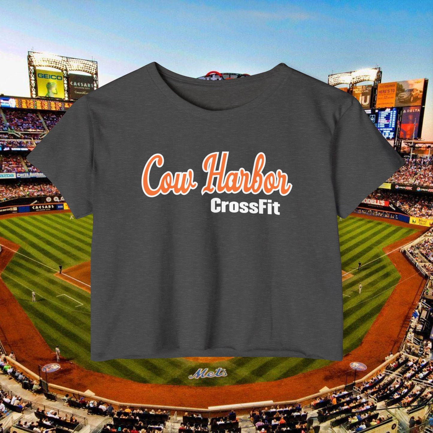The Grand Slam Womens Crop