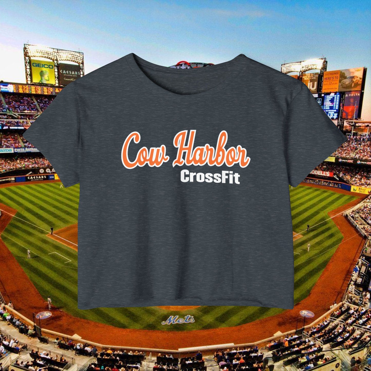 The Grand Slam Womens Crop